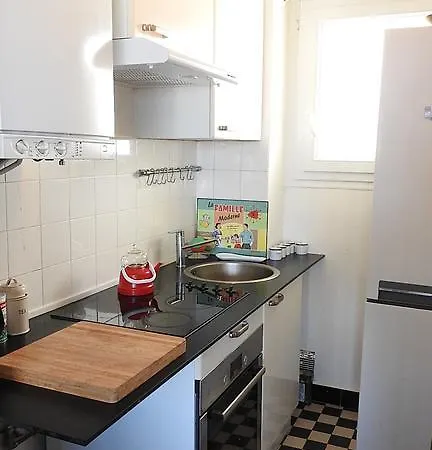 Inter-hotel Ouest Les Stralitzias * Антіб