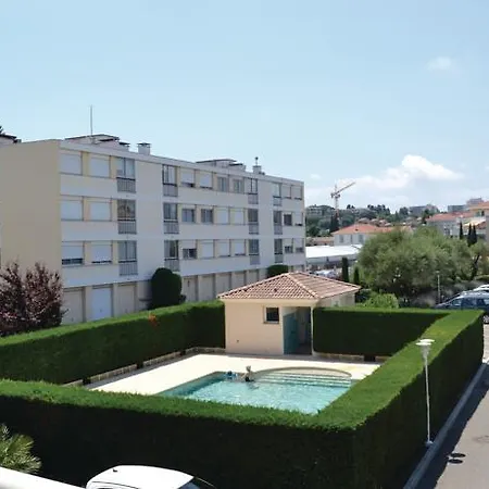 Inter-hotel Ouest Les Stralitzias Appartement Antibes
