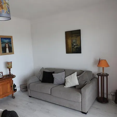 Inter-hotel Ouest Les Stralitzias *